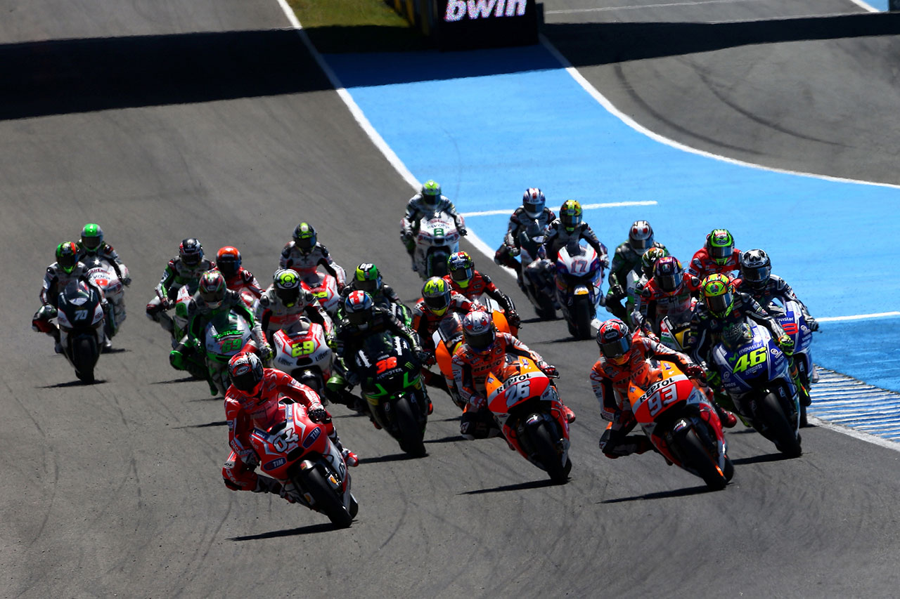 Почетокот на трката за ГН на Шпанија во 2014 Start of the 2014 Spanish Grand Prix