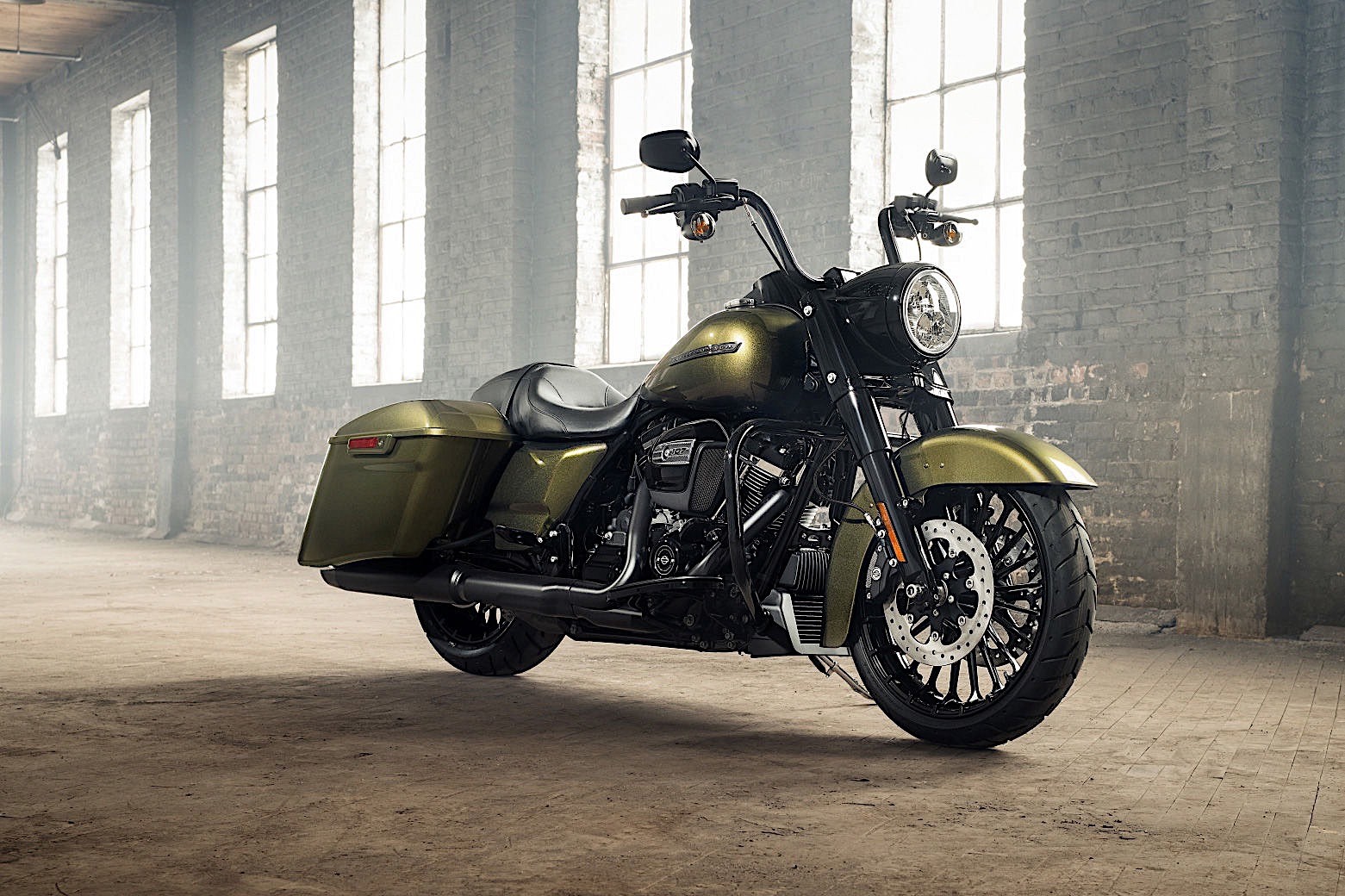 harley davidson introduces 2017 road king special 2