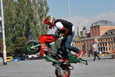 chris_pfeiffer_in_skopje_103_20101002_1073280872