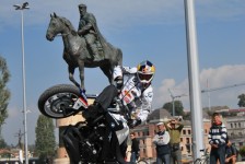 chris_pfeiffer_in_skopje_113_20101002_1795022568