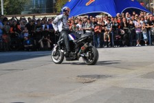 chris_pfeiffer_in_skopje_74_20101002_1131369592