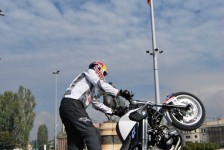 chris_pfeiffer_in_skopje_91_20101002_1261905285