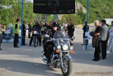 mk_cross_bearers_495_20100509_1026035681