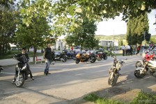 Мото забава на MK Cross Bearers