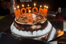 8 год. Мотори.ком.мк