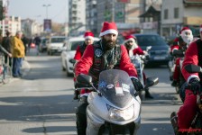 Дедо Мраз на мотор