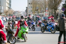 Дедо Мраз на мотор