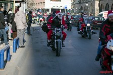 Дедо Мраз на мотор