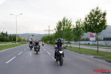 Погледни два пати, спаси живот