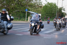 Погледни два пати, спаси живот