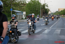 Погледни два пати, спаси живот