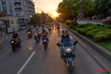 Погледни два пати, спаси живот
