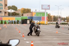 Безбедно управување на мотоцикл
