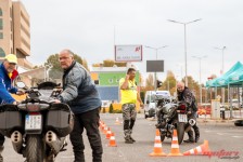 Безбедно управување на мотоцикл