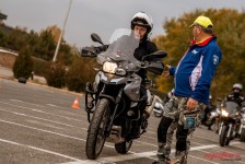 Безбедно управување на мотоцикл
