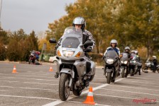 Безбедно управување на мотоцикл