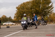 Безбедно управување на мотоцикл