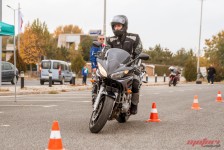 Безбедно управување на мотоцикл