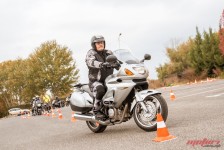 Безбедно управување на мотоцикл