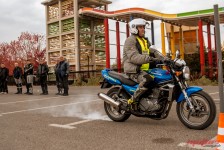 Безбедно управување на мотоцикл