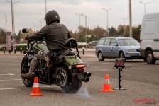 Безбедно управување на мотоцикл