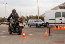 Безбедно управување на мотоцикл