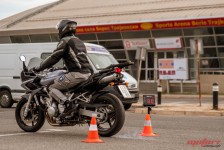 Безбедно управување на мотоцикл