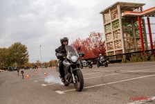 Безбедно управување на мотоцикл
