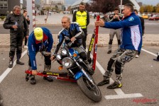 Безбедно управување на мотоцикл