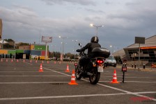 Безбедно управување на мотоцикл