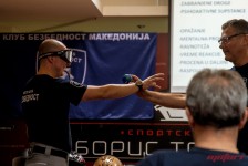 Безбедно управување на мотоцикл