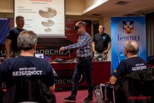 Безбедно управување на мотоцикл
