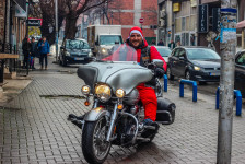 Дедо Мраз на мотор