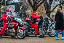 Дедо Мраз на мотор